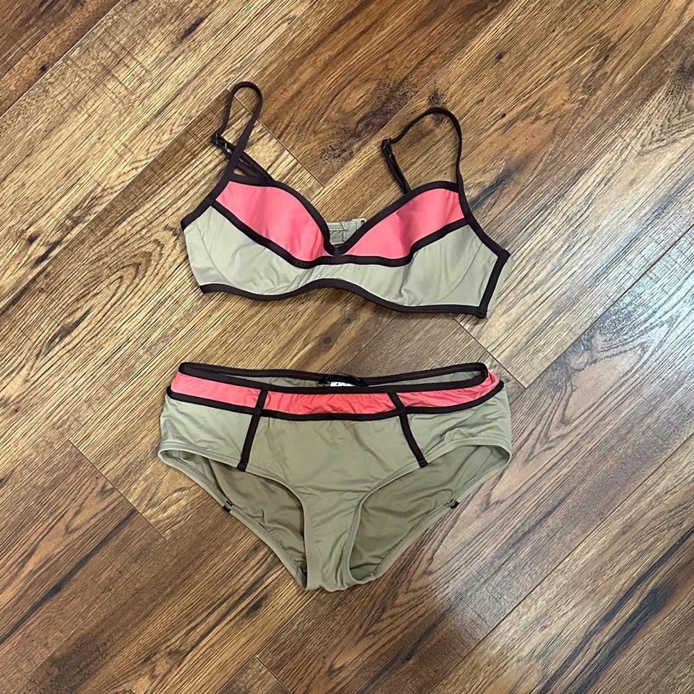 Carmen Marc valvo Swim Set